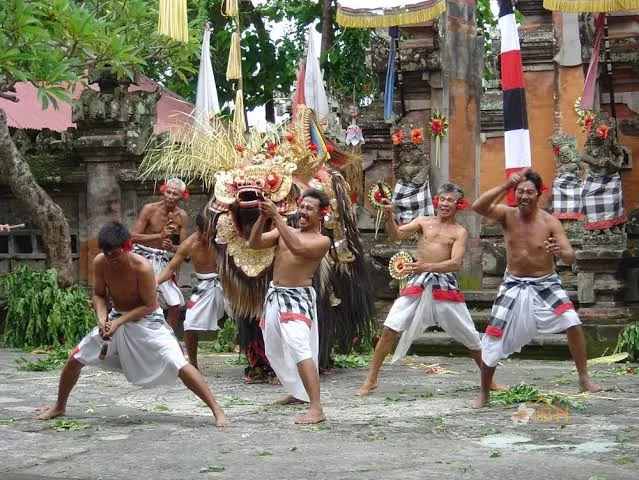 South Bali Uluwatu Tour Experience